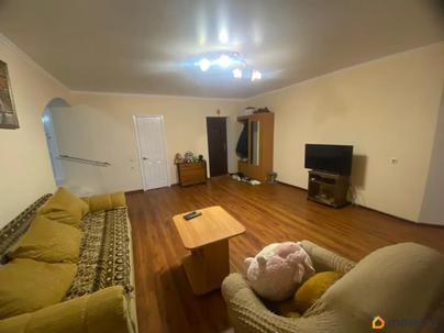 3-комн. квартира, 90 м&sup2;